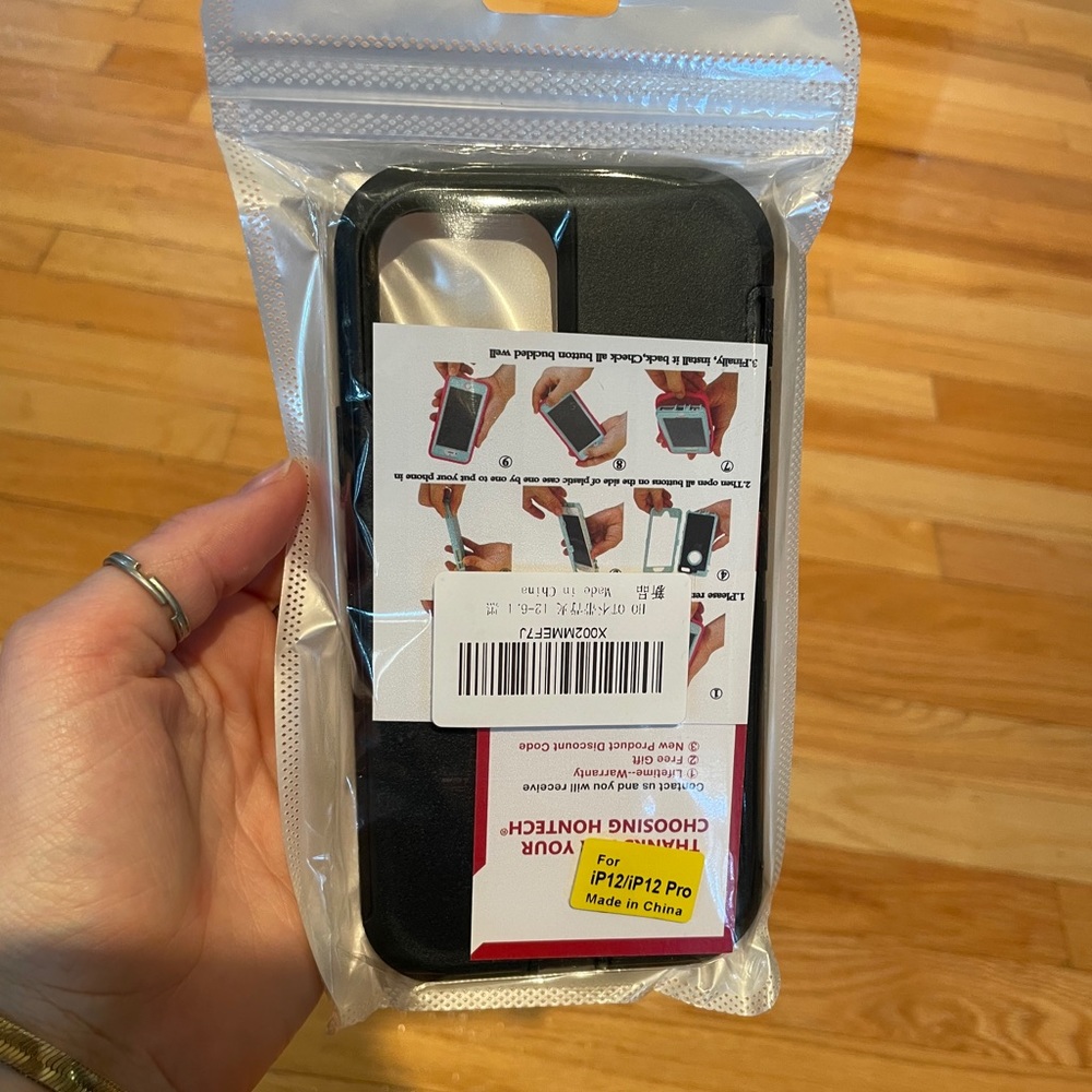 iPhone 12/12 Pro case black